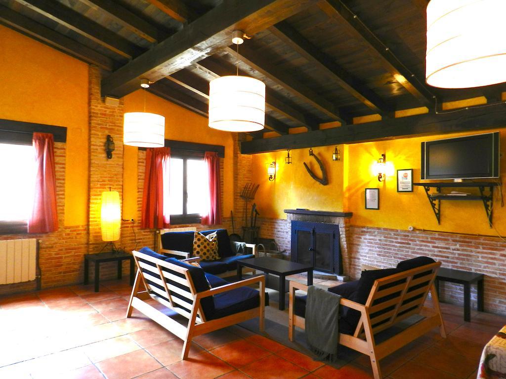 Hostel El Lago, Caceres Jaraiz de la Vera Dış mekan fotoğraf